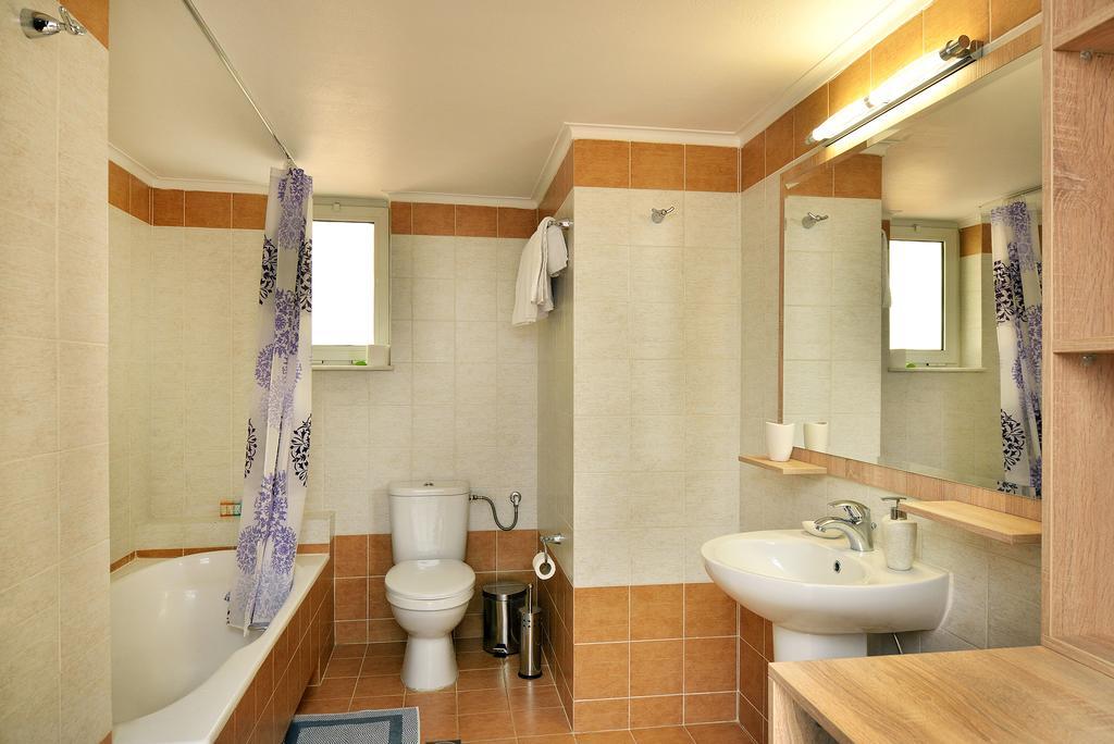 Iokasti Homes Kato Galatas Exteriér fotografie